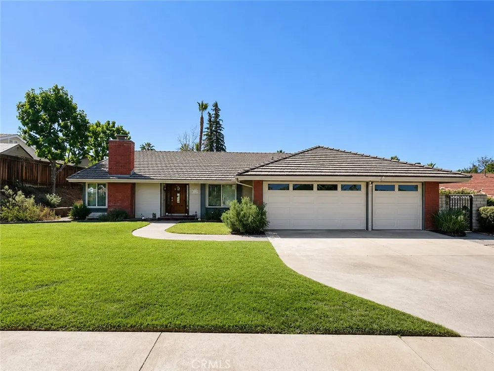 1528 Lori Court Redlands, CA 92374