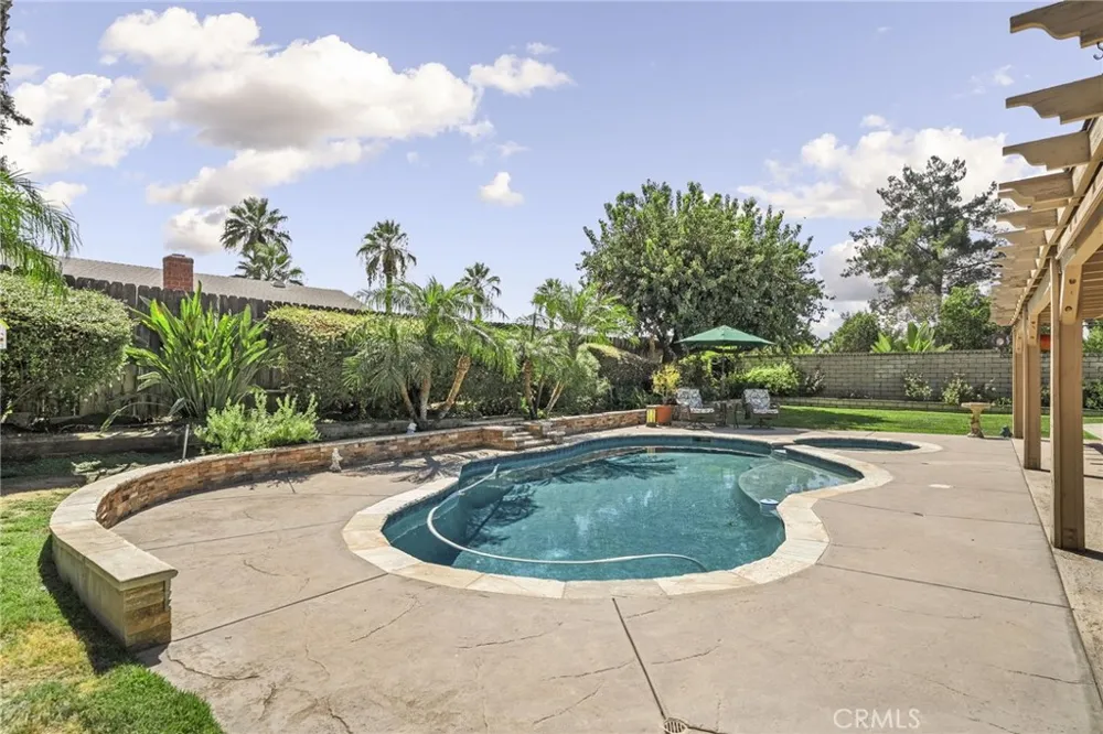 1528 Lori Court Redlands, CA 92374