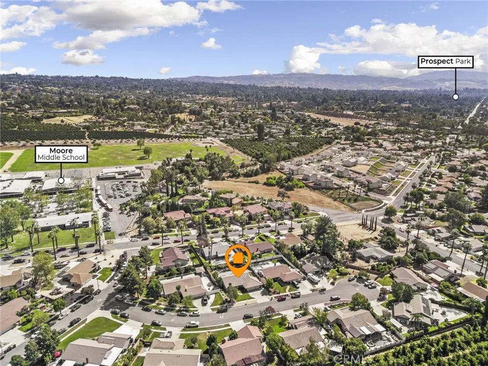 1528 Lori Court Redlands, CA 92374