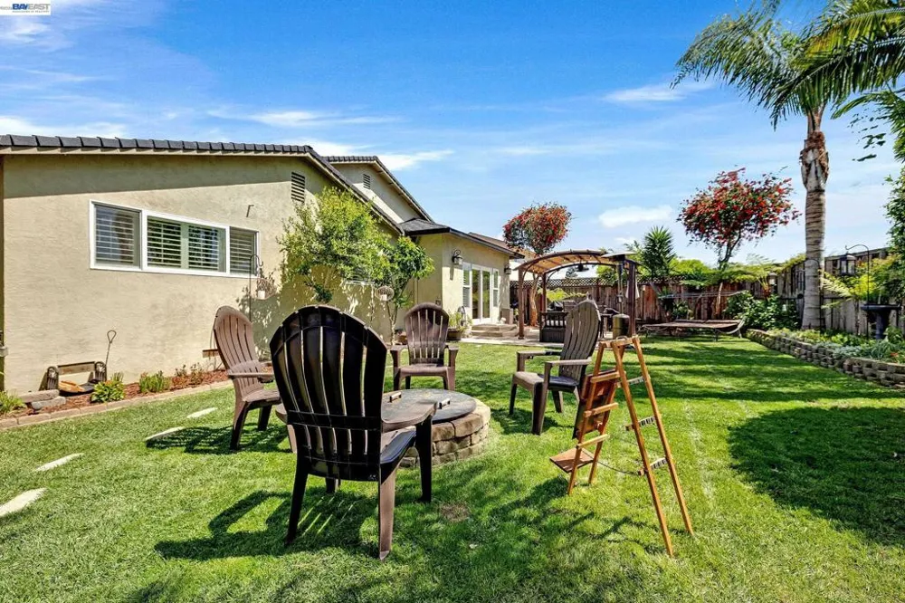34515 Bentley Ct Fremont, CA 94555