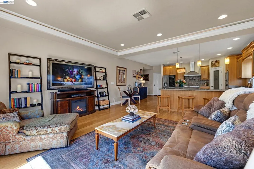 34515 Bentley Ct Fremont, CA 94555