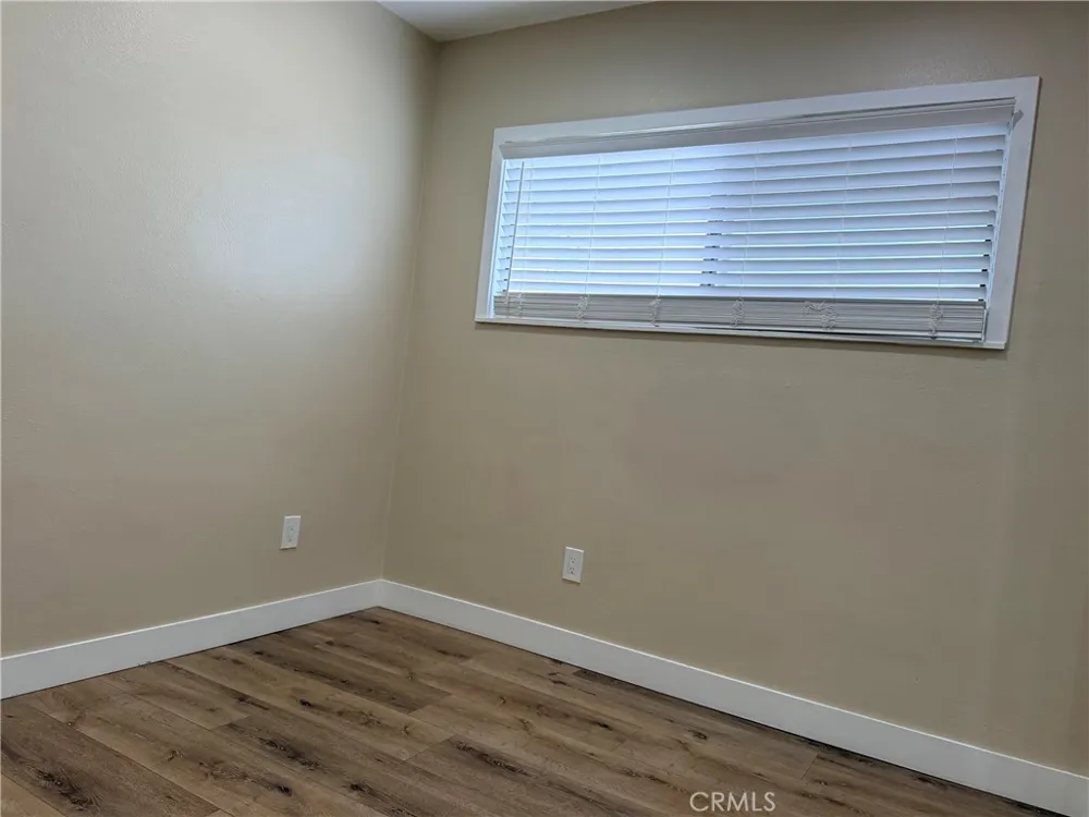 10971 Roscoe Sun Valley, CA 91352