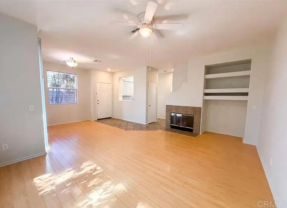 39180 Anchor Bay #1 Murrieta, CA 92563