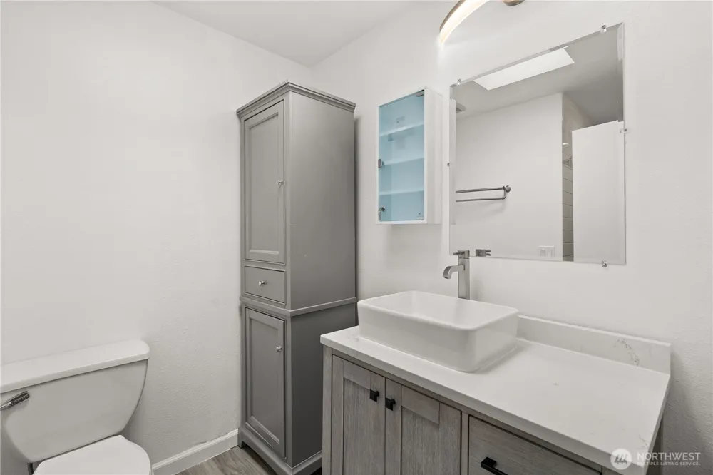 4019 Robin Road W University Place, WA 98466