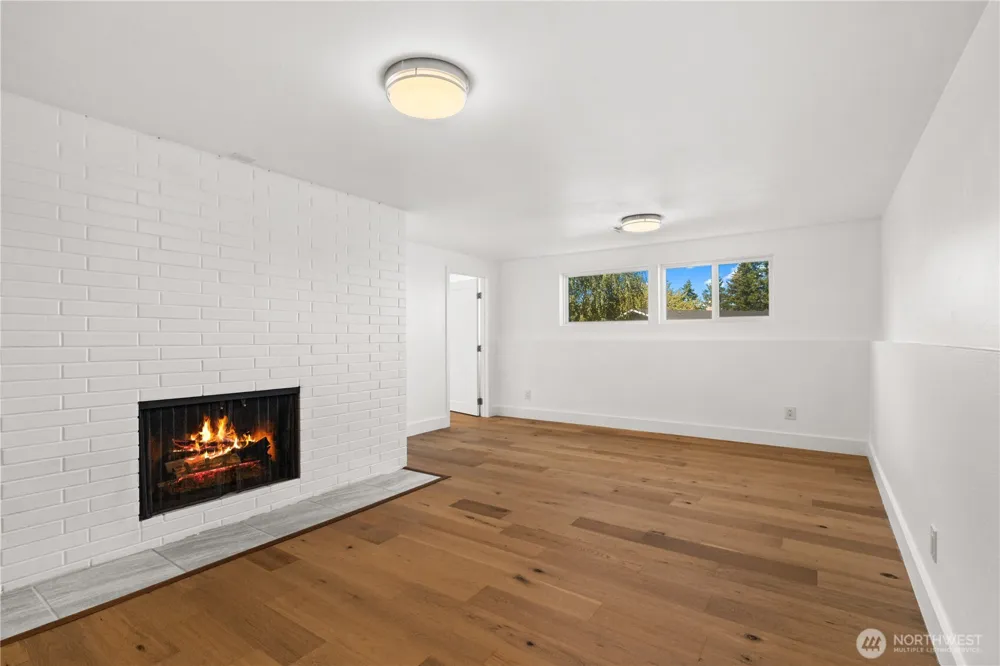 4019 Robin Road W University Place, WA 98466