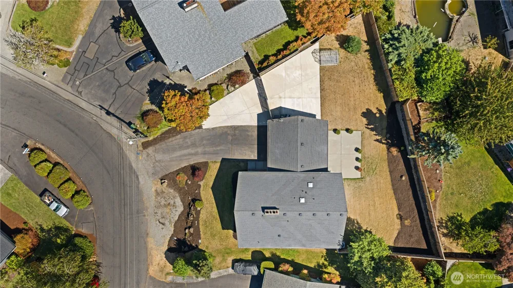 4019 Robin Road W University Place, WA 98466