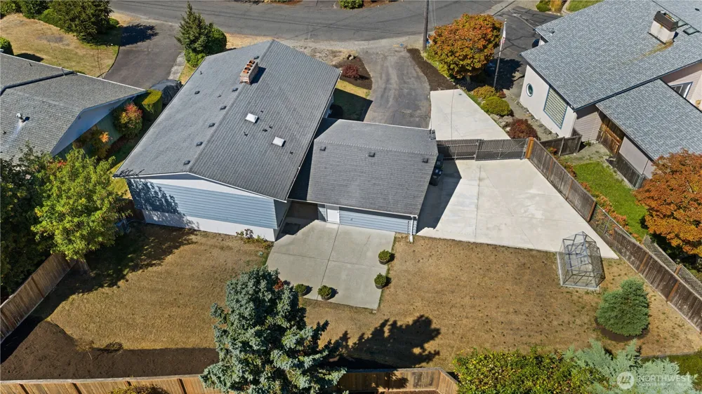 4019 Robin Road W University Place, WA 98466