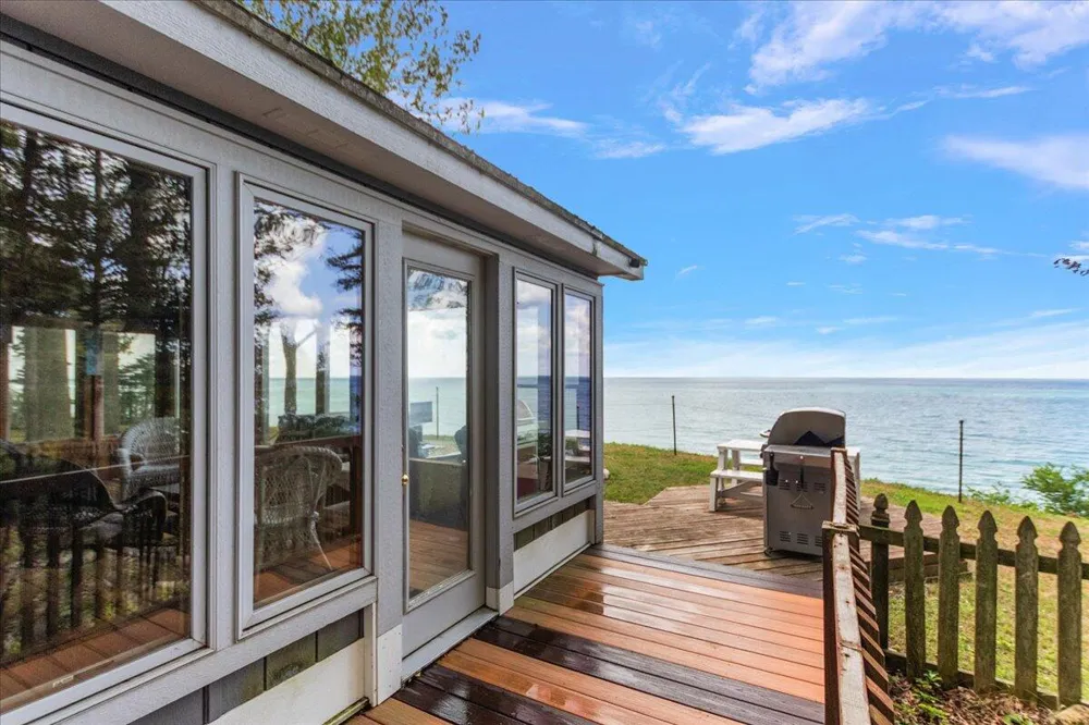 997 Lake Lane Casco Township, MI 49090