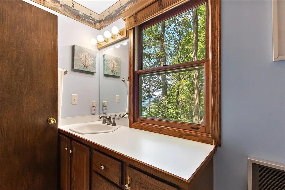 997 Lake Lane Casco Township, MI 49090