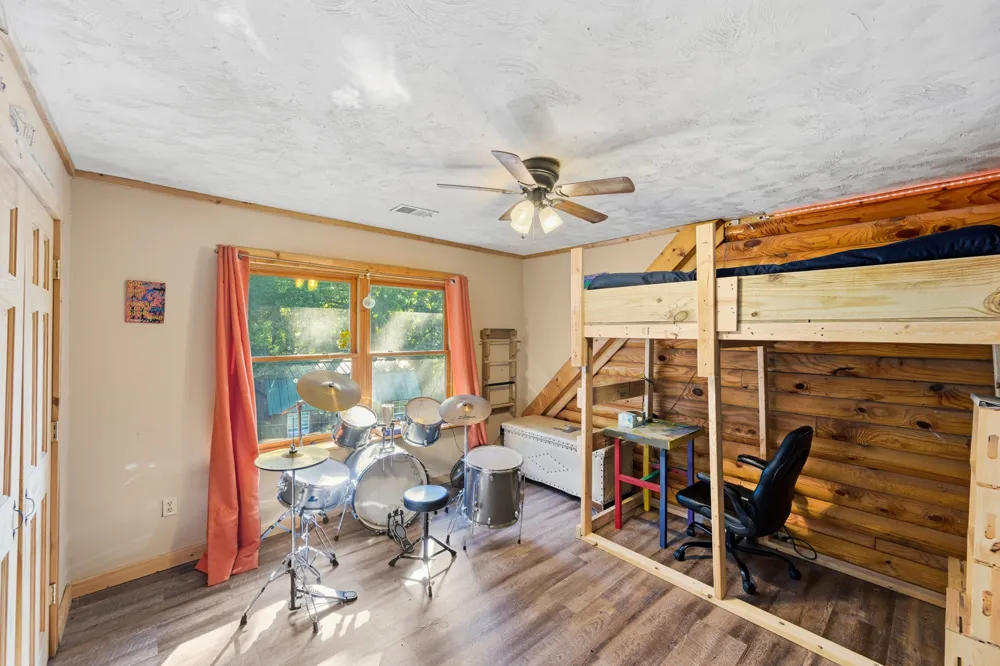 2950 McKenzie Rd Parsons, TN 38363