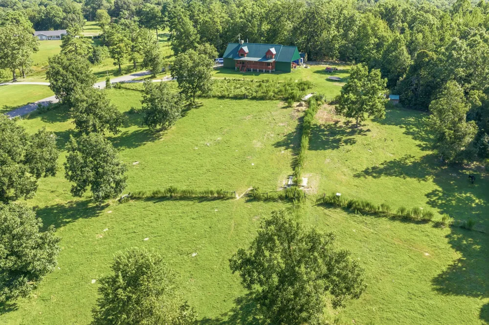 2950 McKenzie Rd Parsons, TN 38363