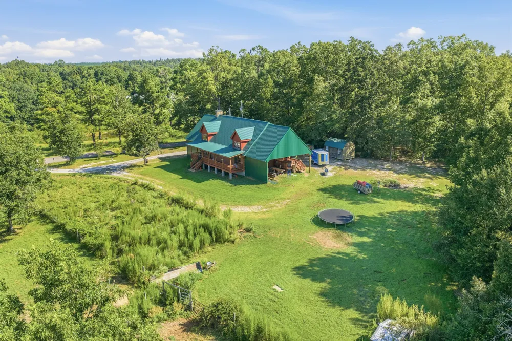 2950 McKenzie Rd Parsons, TN 38363