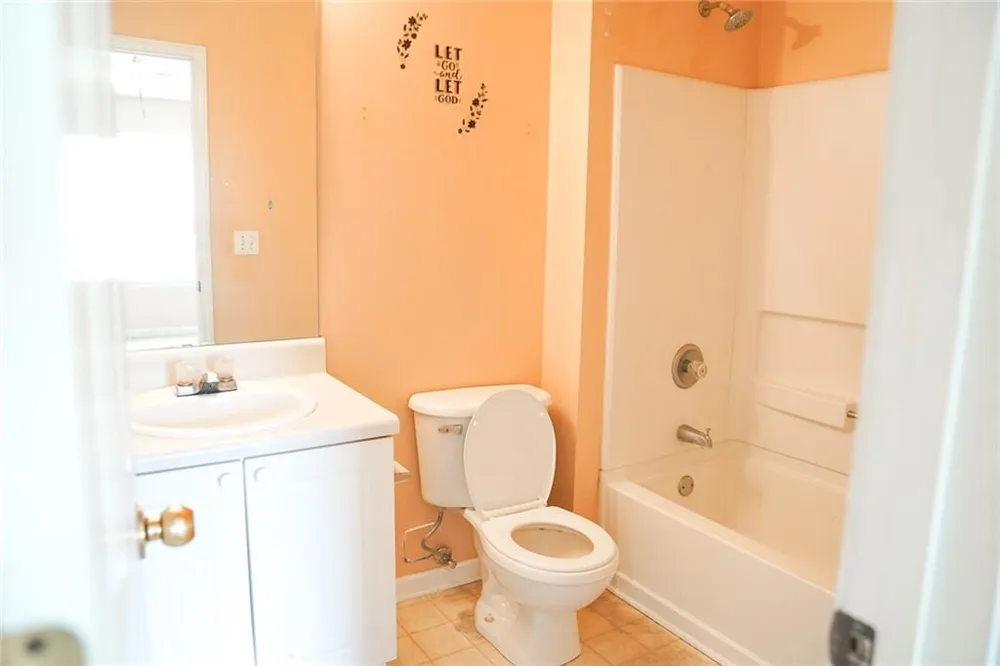 300 Goldenrod Drive Stockbridge, GA 30281