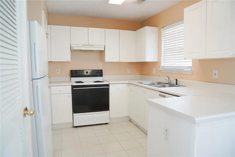300 Goldenrod Drive Stockbridge, GA 30281