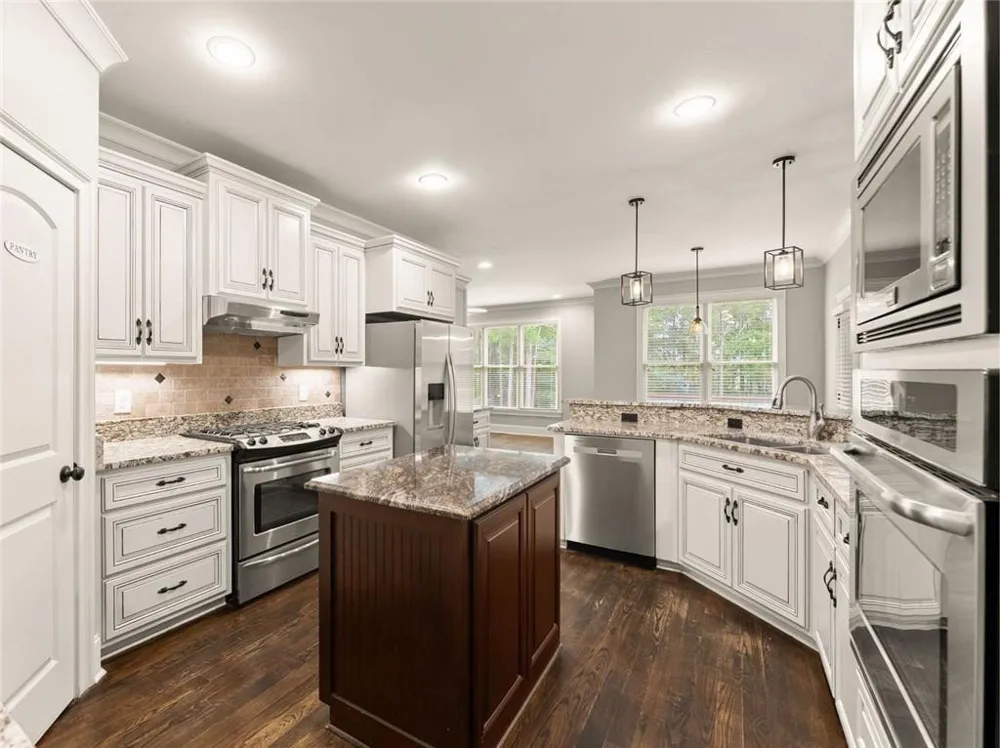 267 Chestnut Oak Lane Dawsonville, GA 30534