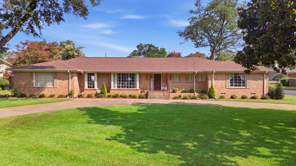 1936 Montrose Drive Tyler, TX 75701