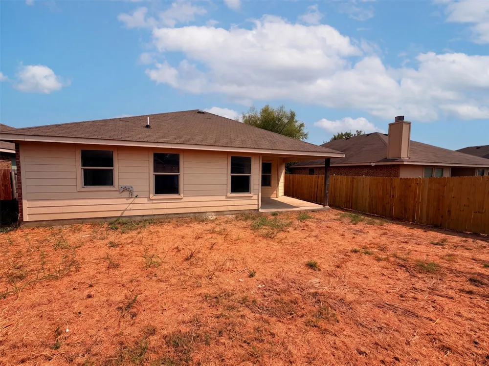2011 Allyson Drive Heartland, TX 75126