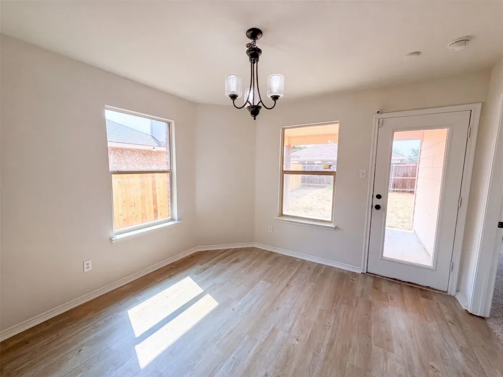 2011 Allyson Drive Heartland, TX 75126