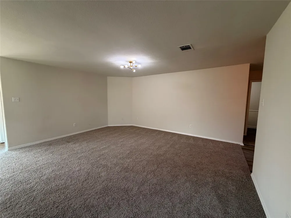 2011 Allyson Drive Heartland, TX 75126