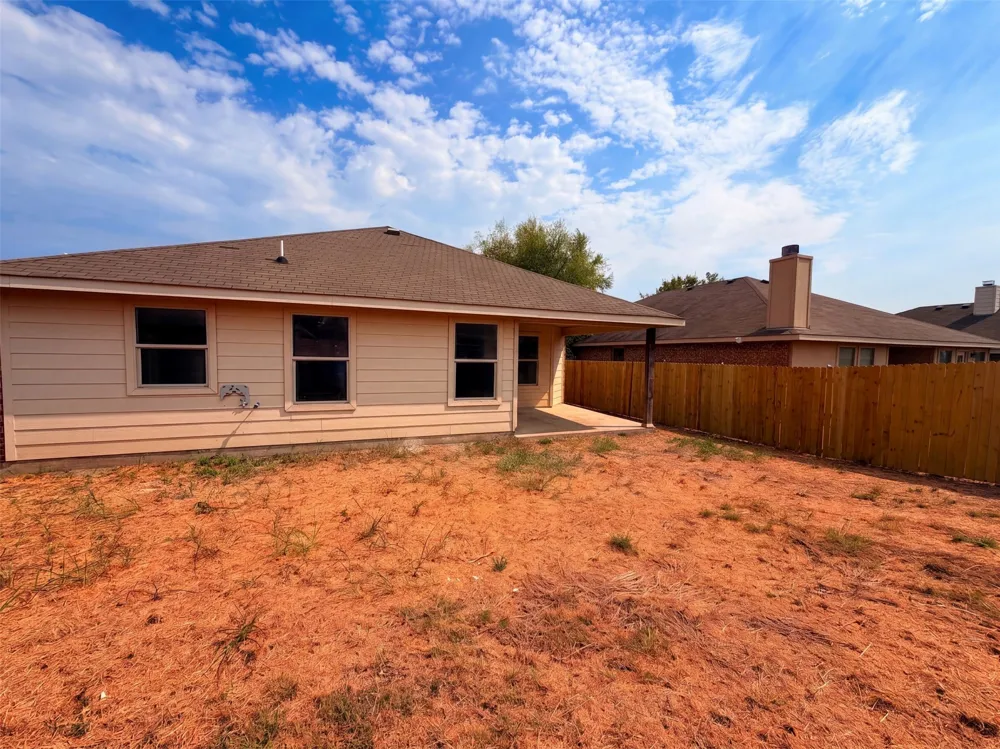 2011 Allyson Drive Heartland, TX 75126