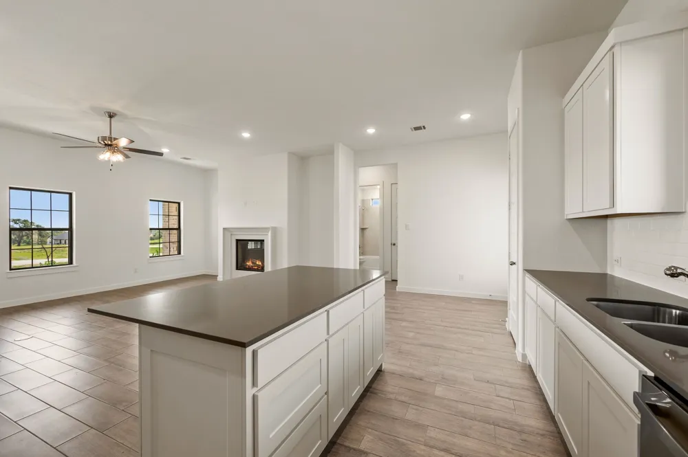 1013 Gatlin Court Springtown, TX 76082