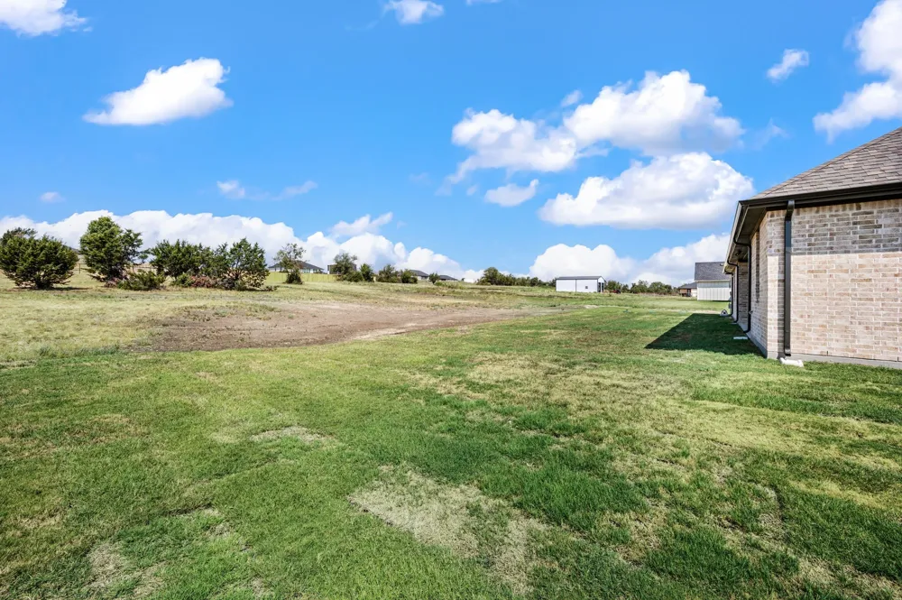 1013 Gatlin Court Springtown, TX 76082