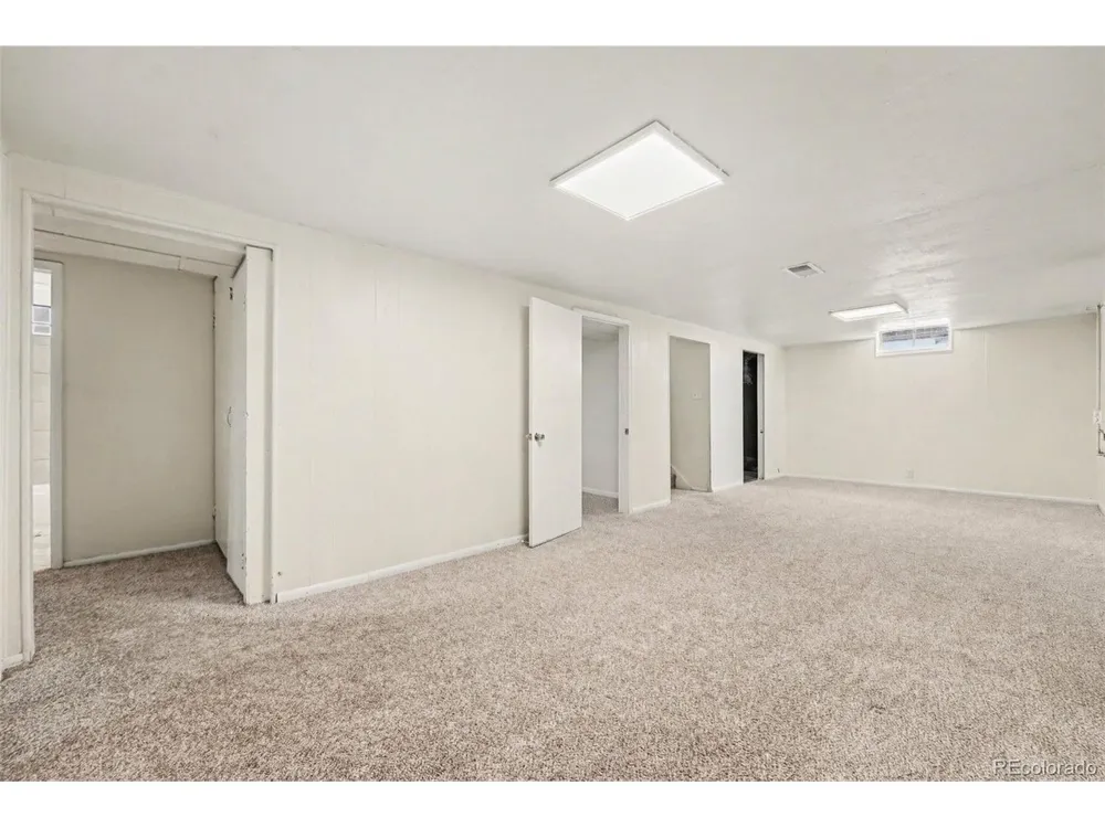 2370 Kingston Street Aurora, CO 80010