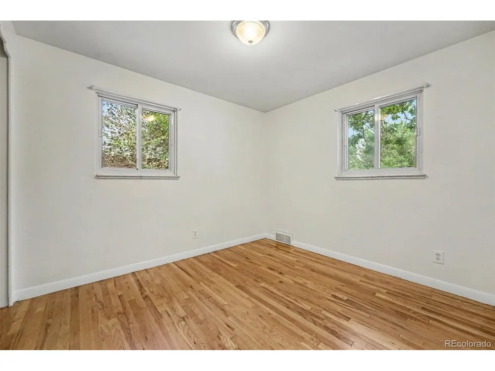 2370 Kingston Street Aurora, CO 80010