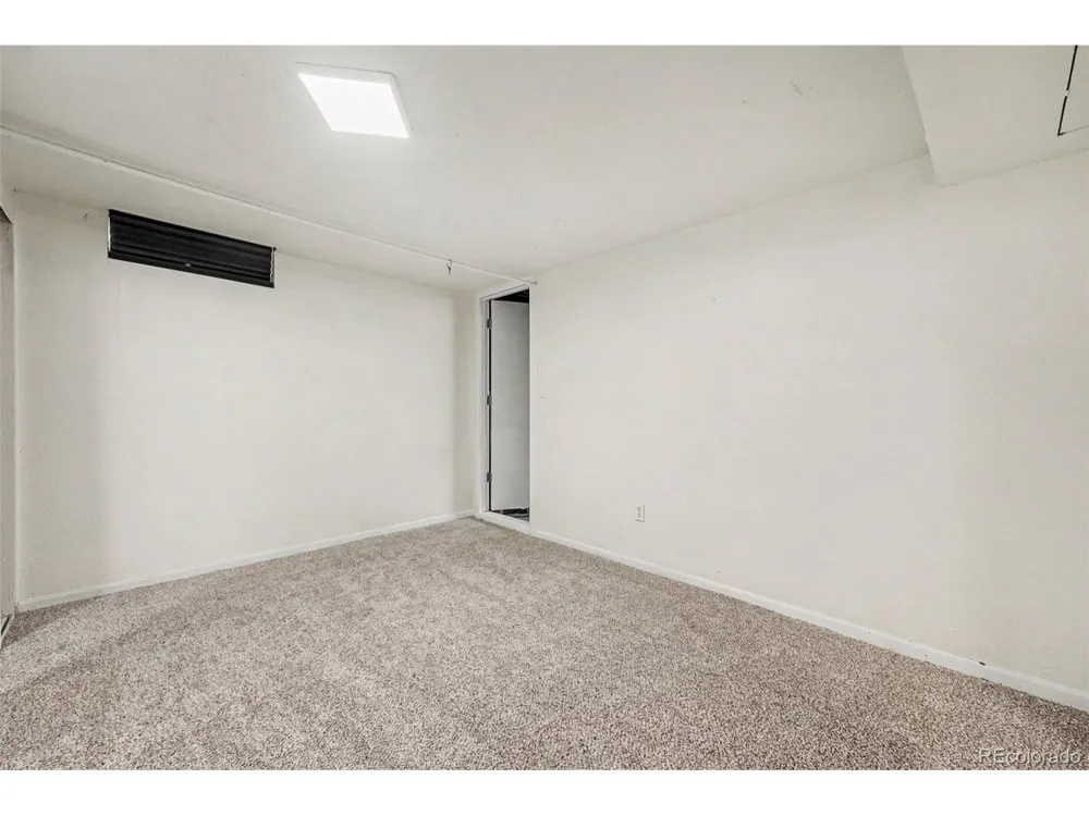 2370 Kingston Street Aurora, CO 80010