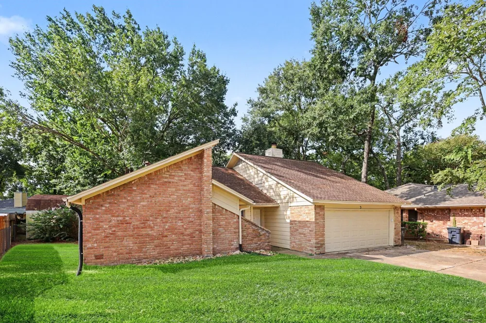 3 Flint Street Conroe, TX 77301