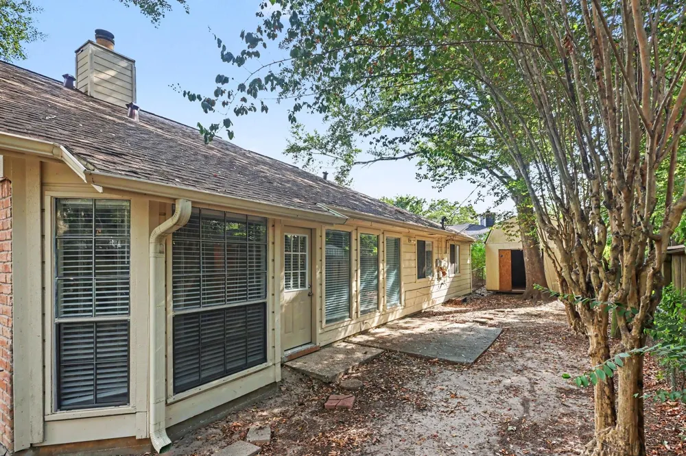 3 Flint Street Conroe, TX 77301