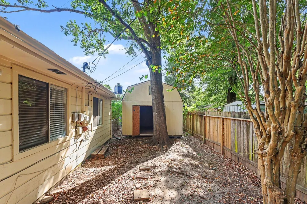 3 Flint Street Conroe, TX 77301
