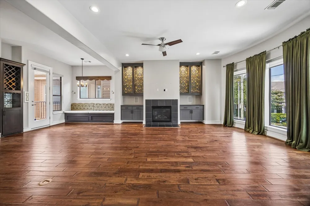 5803 Kiam Street Houston, TX 77007