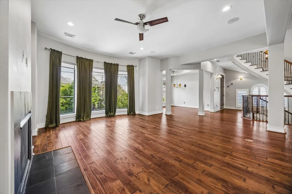 5803 Kiam Street Houston, TX 77007
