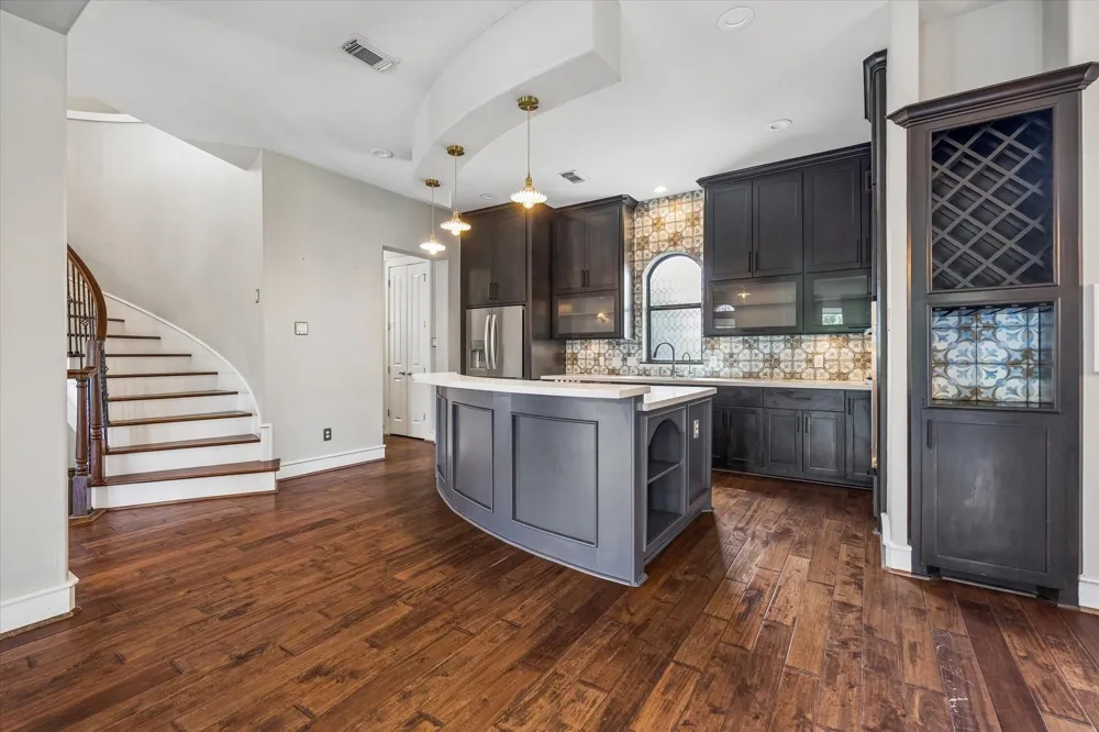 5803 Kiam Street Houston, TX 77007