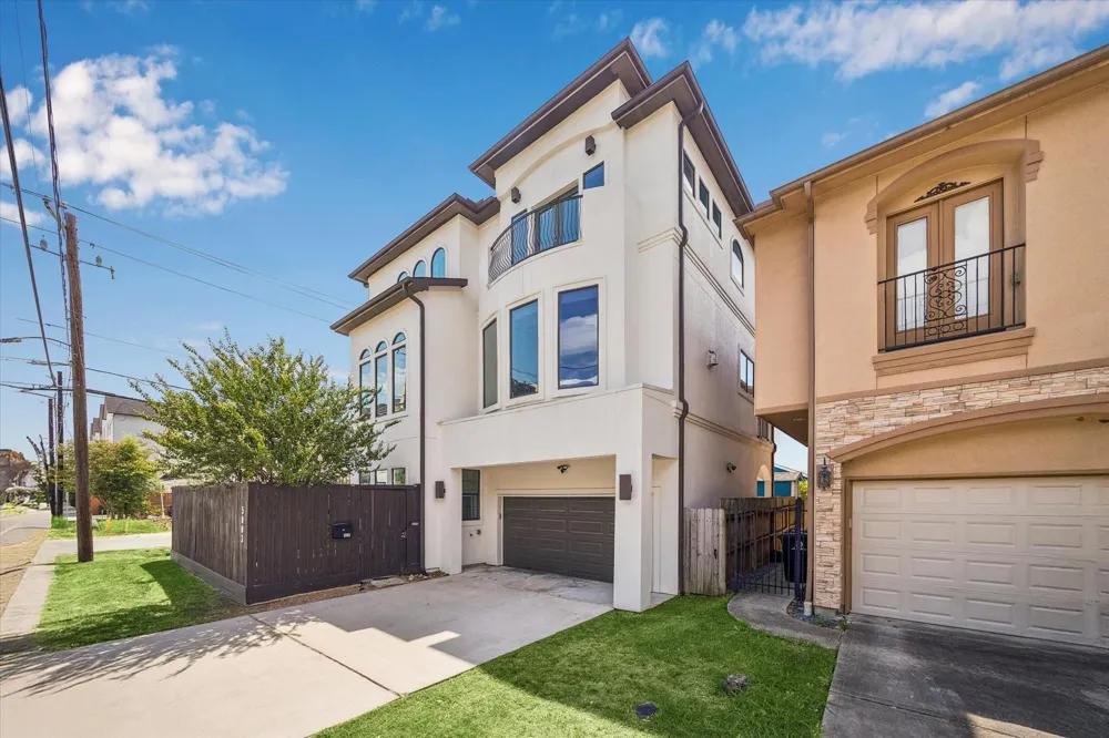 5803 Kiam Street Houston, TX 77007