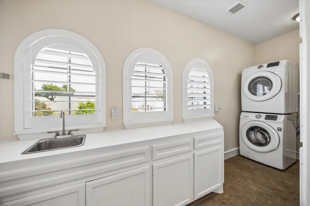 5803 Kiam Street Houston, TX 77007