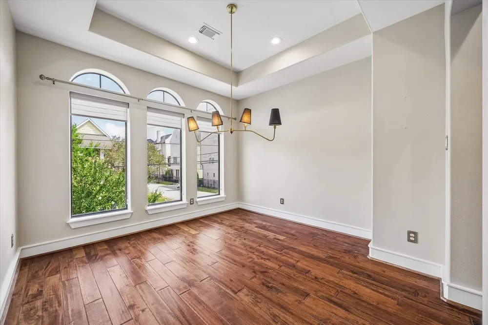 5803 Kiam Street Houston, TX 77007