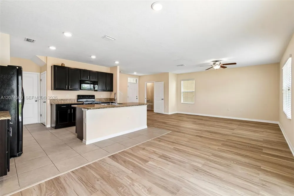 11181 Leland Groves dr Tampa, FL 33579