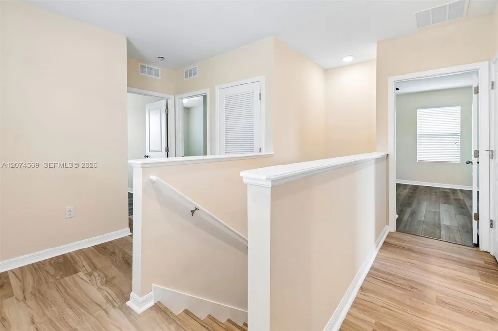 11181 Leland Groves dr Tampa, FL 33579