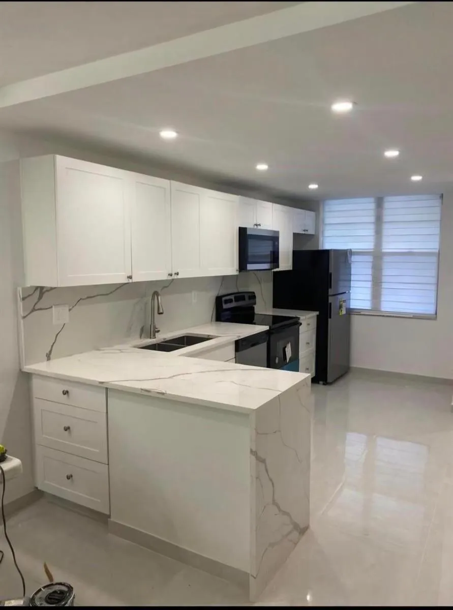 2600 NW 49TH AVENUE #112 Lauderdale Lakes, FL 33313