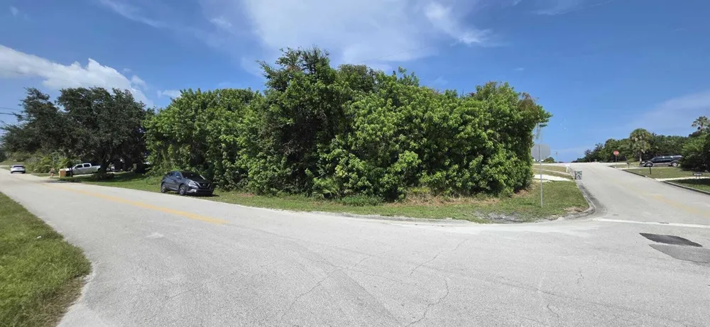 1330 4th Avenue SW Vero Beach, FL 32962