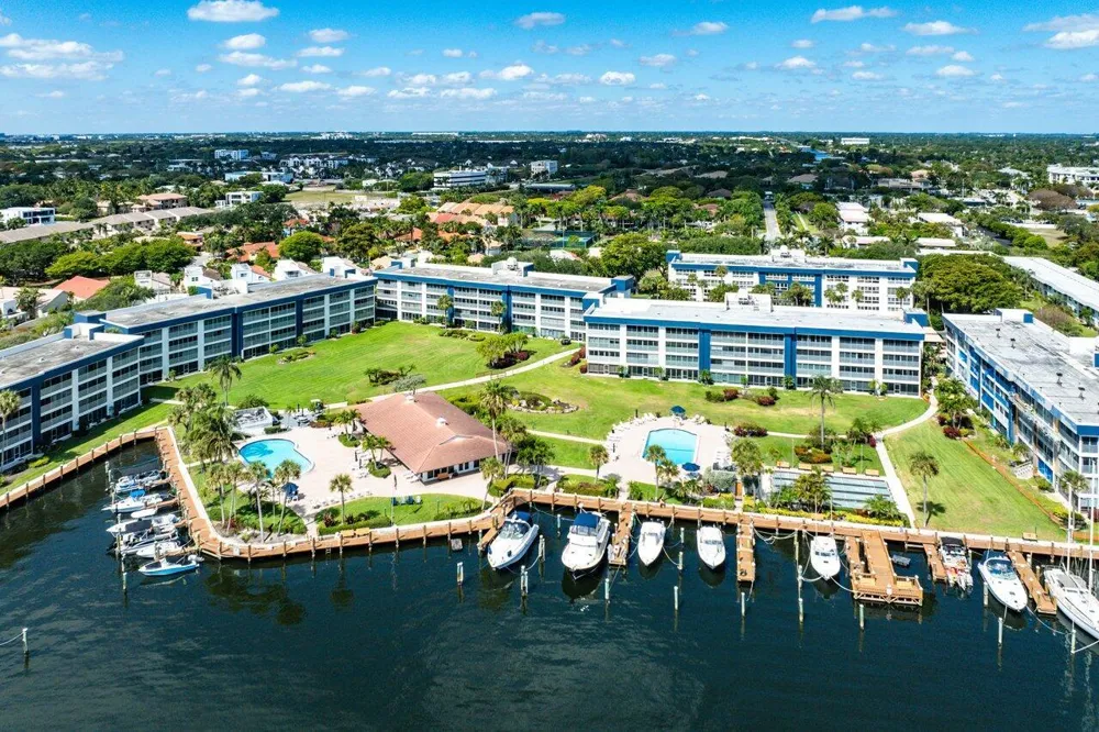 3401 W Spanish Trail #455 Delray Beach, FL 33483