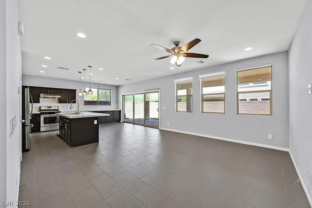 272 Finsbury Court Las Vegas, NV 89148