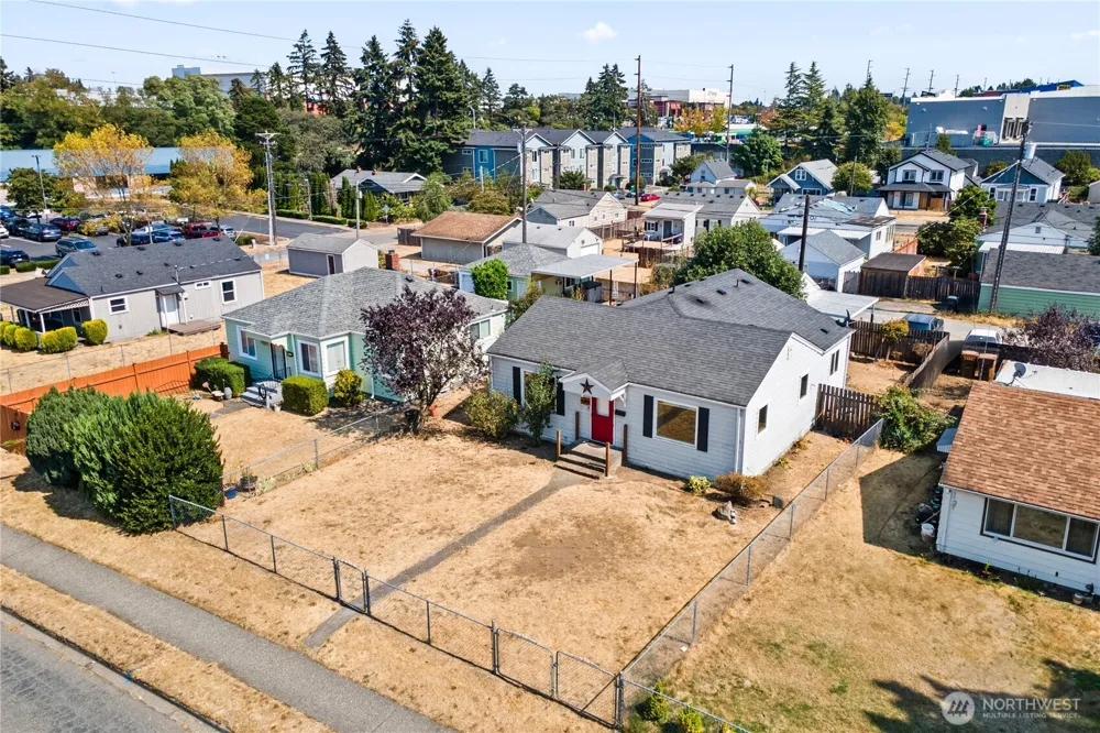 4813 S Oakes Street Tacoma, WA 98409