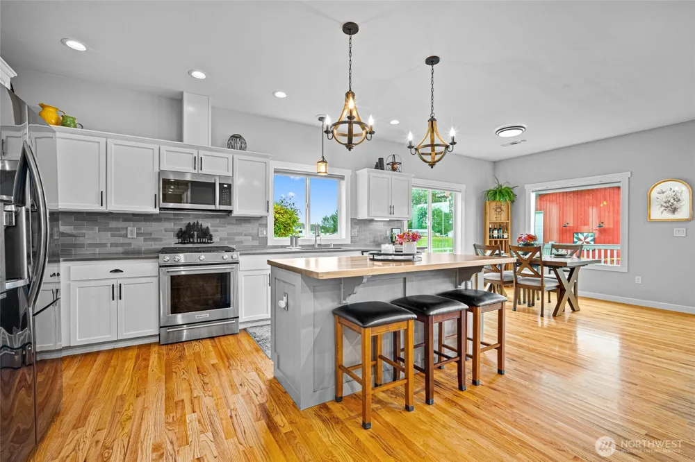 24200 Harvey Creek Rd Arlington, WA 98223