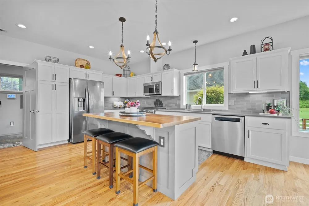 24200 Harvey Creek Rd Arlington, WA 98223