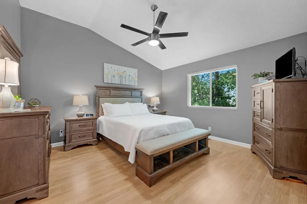 121 Agee Cir E Hendersonville, TN 37075