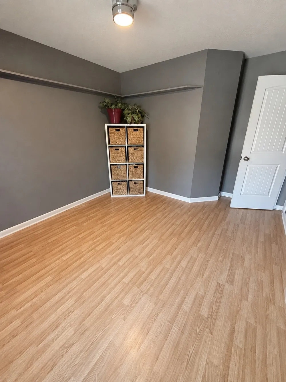 121 Agee Cir E Hendersonville, TN 37075