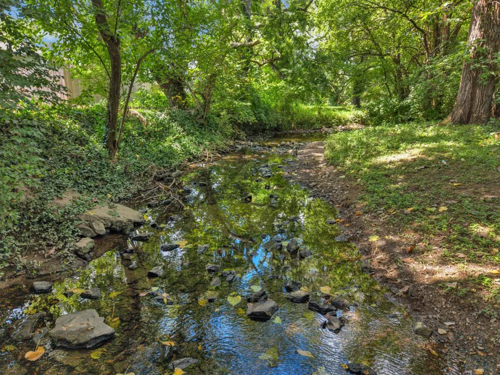 121 Agee Cir E Hendersonville, TN 37075